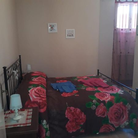 דירות SantʼAgata deʼ Goti La Casa Nel Borgo מראה חיצוני תמונה